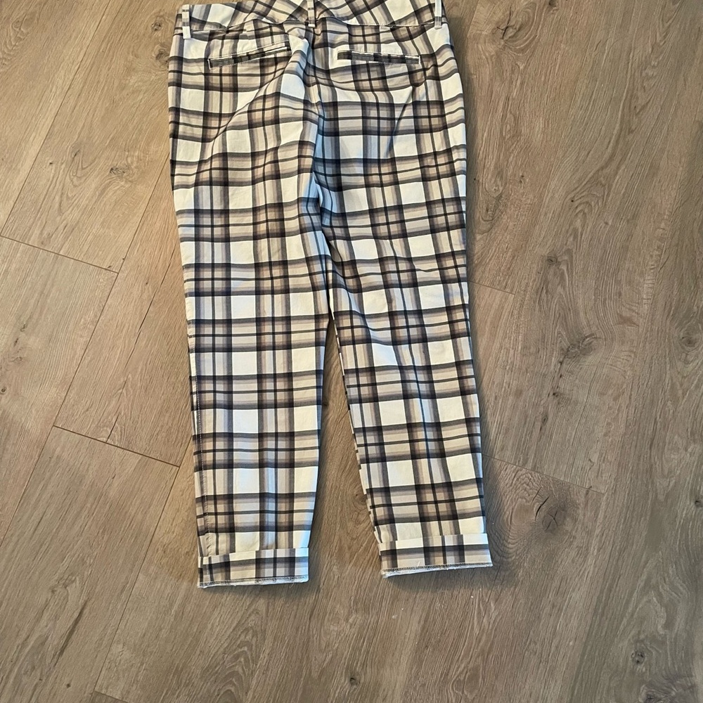 Pixie Pants - Picture 2 of 3